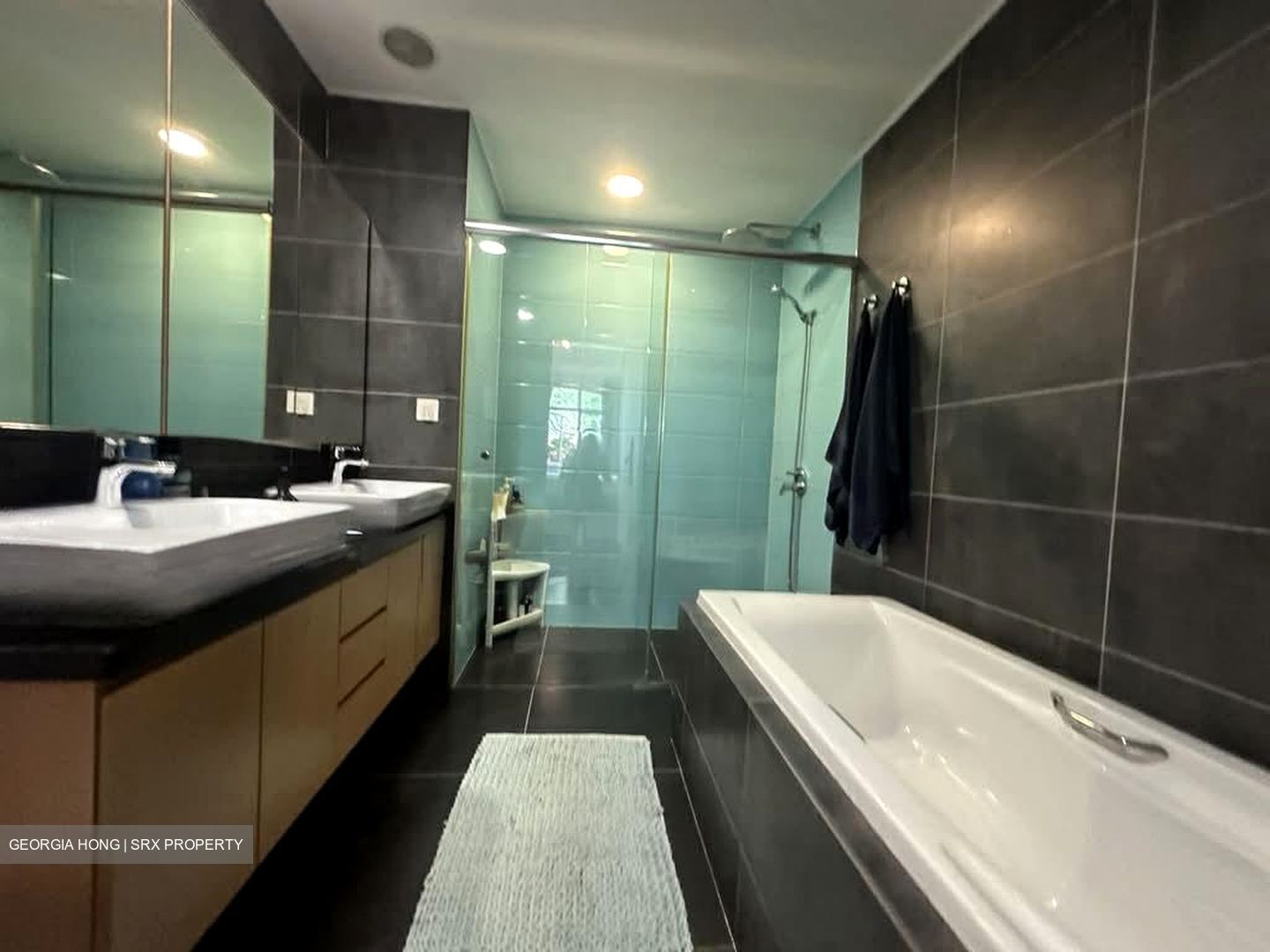 Duchess Crest (D10), Condominium #559817801